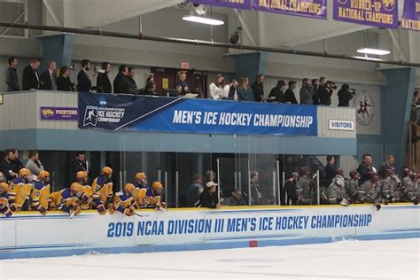 ncaa division 1 hockey rankings|ncaa college hockey rankings pairwise.